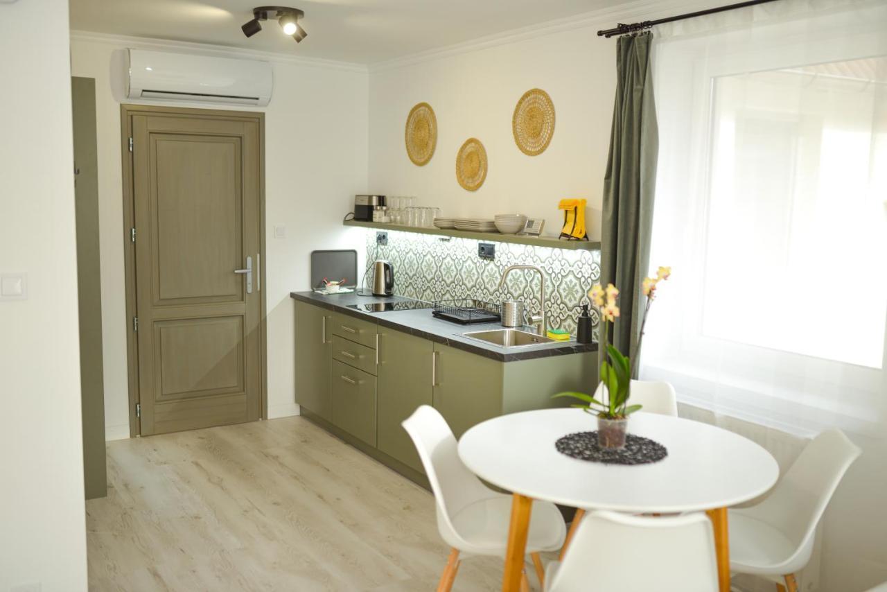 Raba92 Apartman House Exteriér fotografie