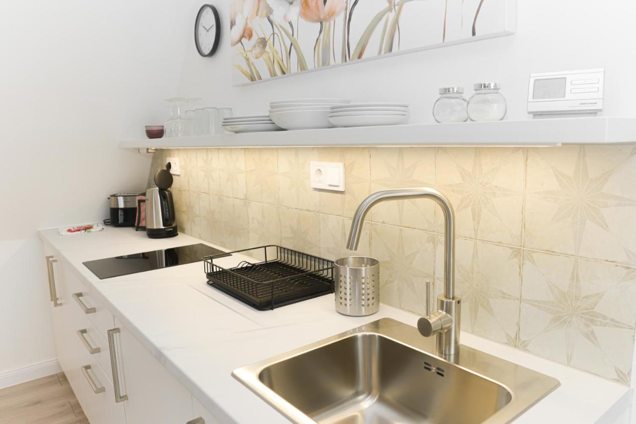 Raba92 Apartman House Exteriér fotografie