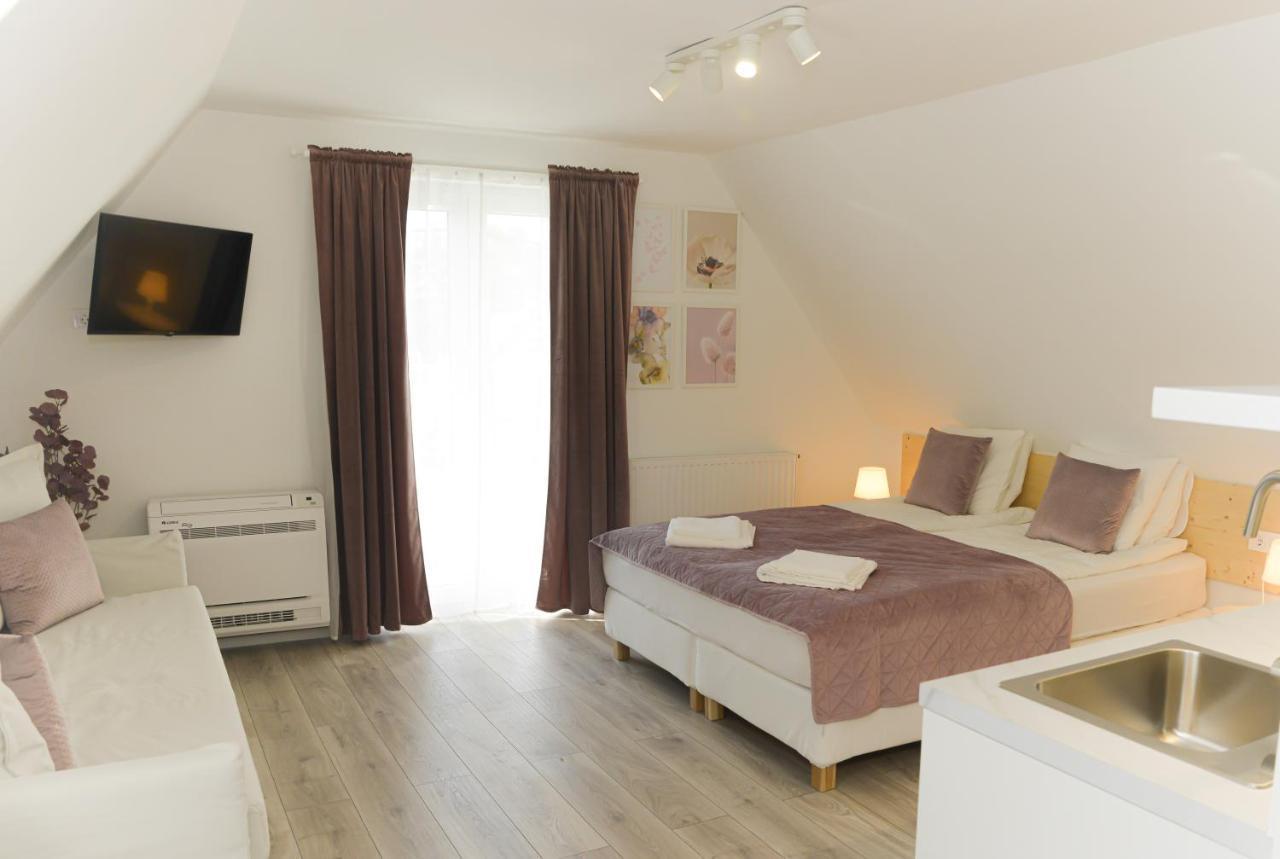 Raba92 Apartman House Exteriér fotografie